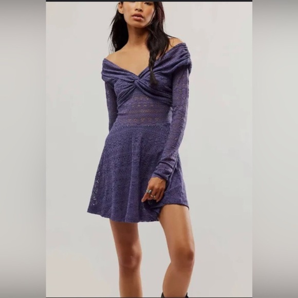 FREE PEOPLE Lila Purple‎ lace Twist front V-Neck Mini skater dress size size XL - Picture 2 of 6